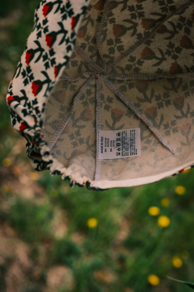 LaRon's Tulips and Holly Cap