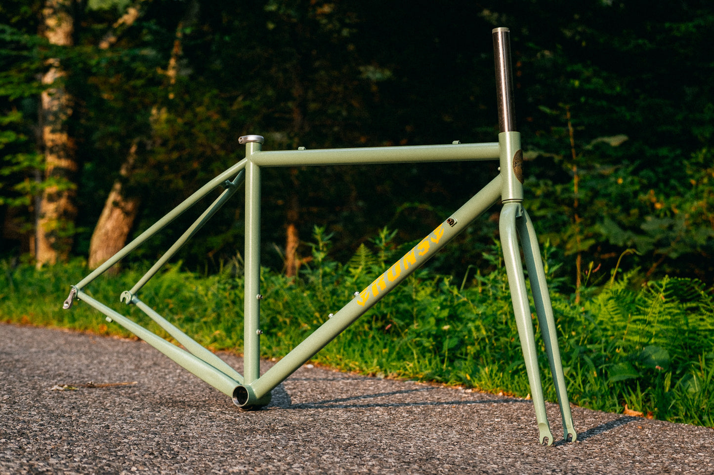 CR1 Country Road frameset