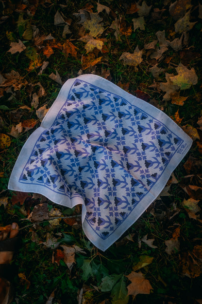 LaRon's Tulips and Holly Bandana