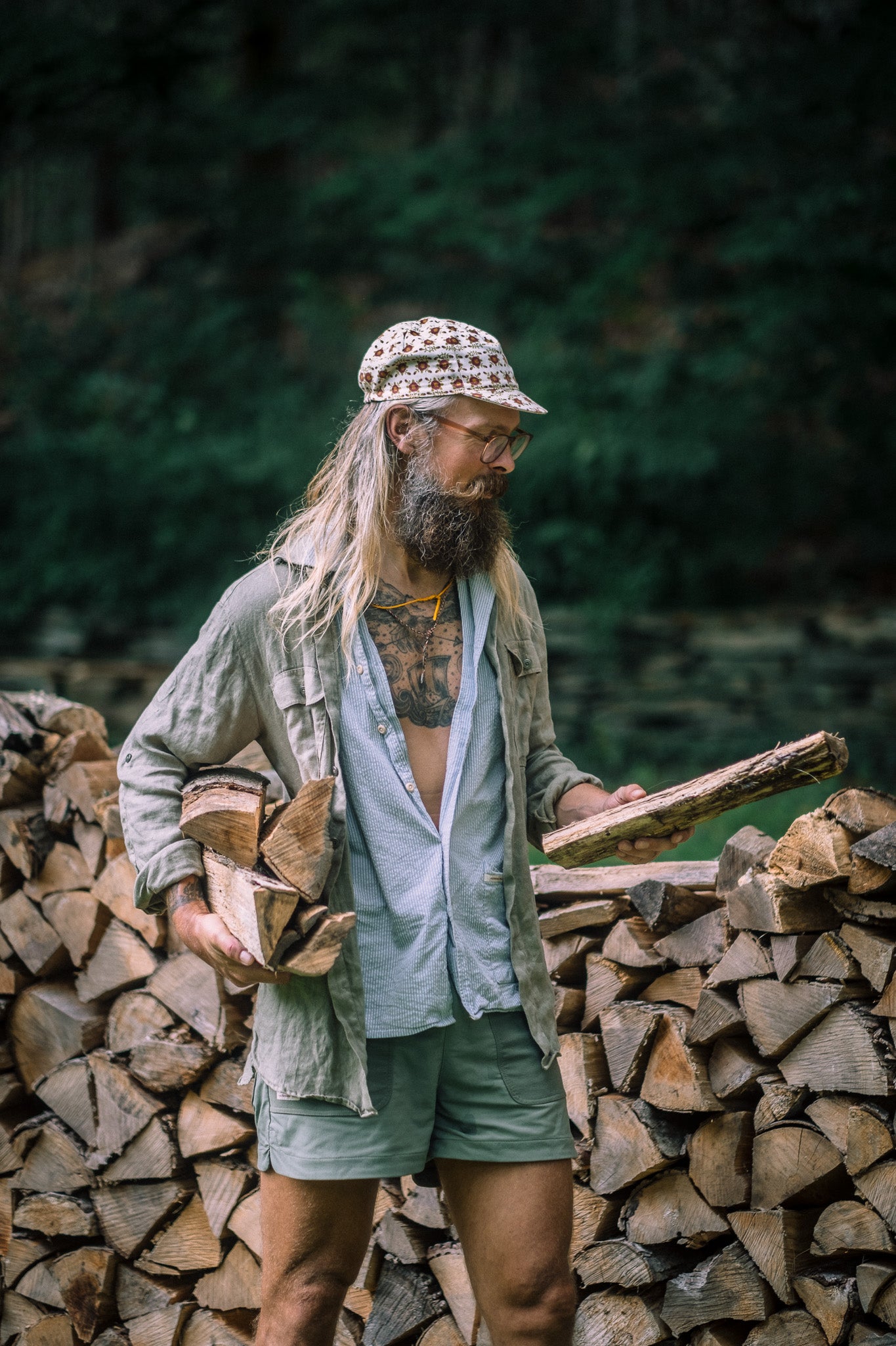 LaRon Grandma's wallpaper caps