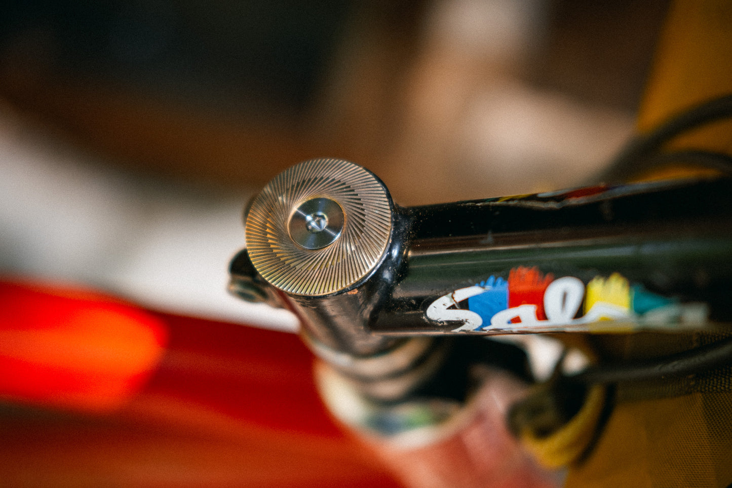 yellow bird stem top caps