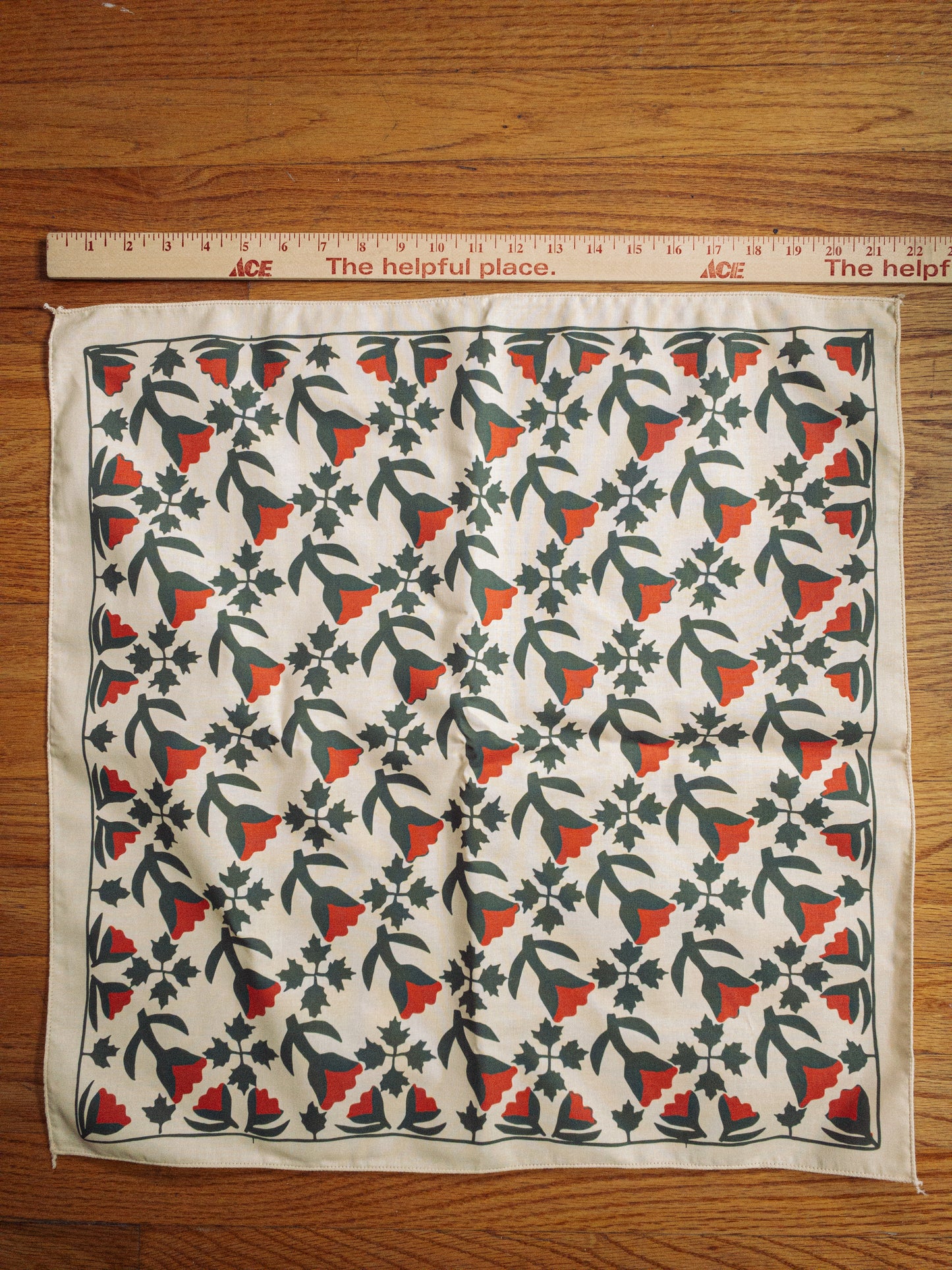 LaRon's Tulips and Holly Bandana