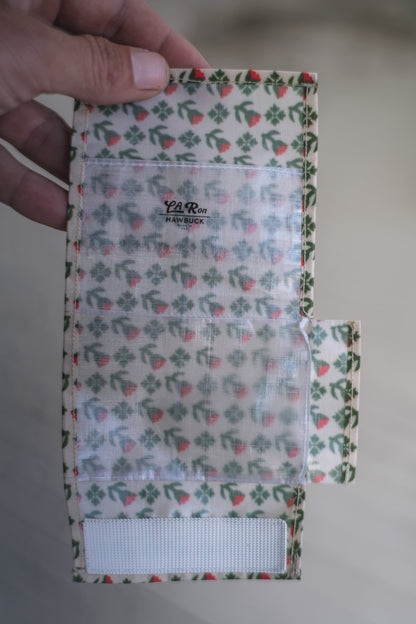 LaRon Dyneema Wallets for money and weird things